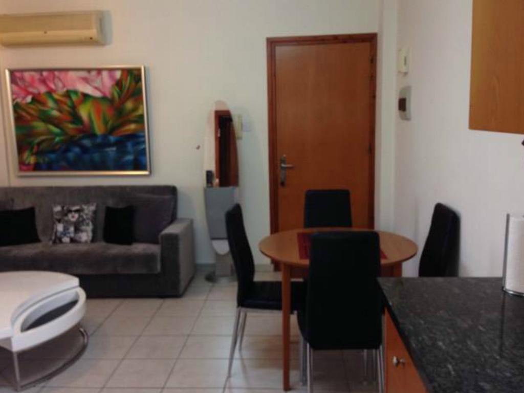 Apartament Juliana Boutique Aparments Larnaca Zewnętrze zdjęcie